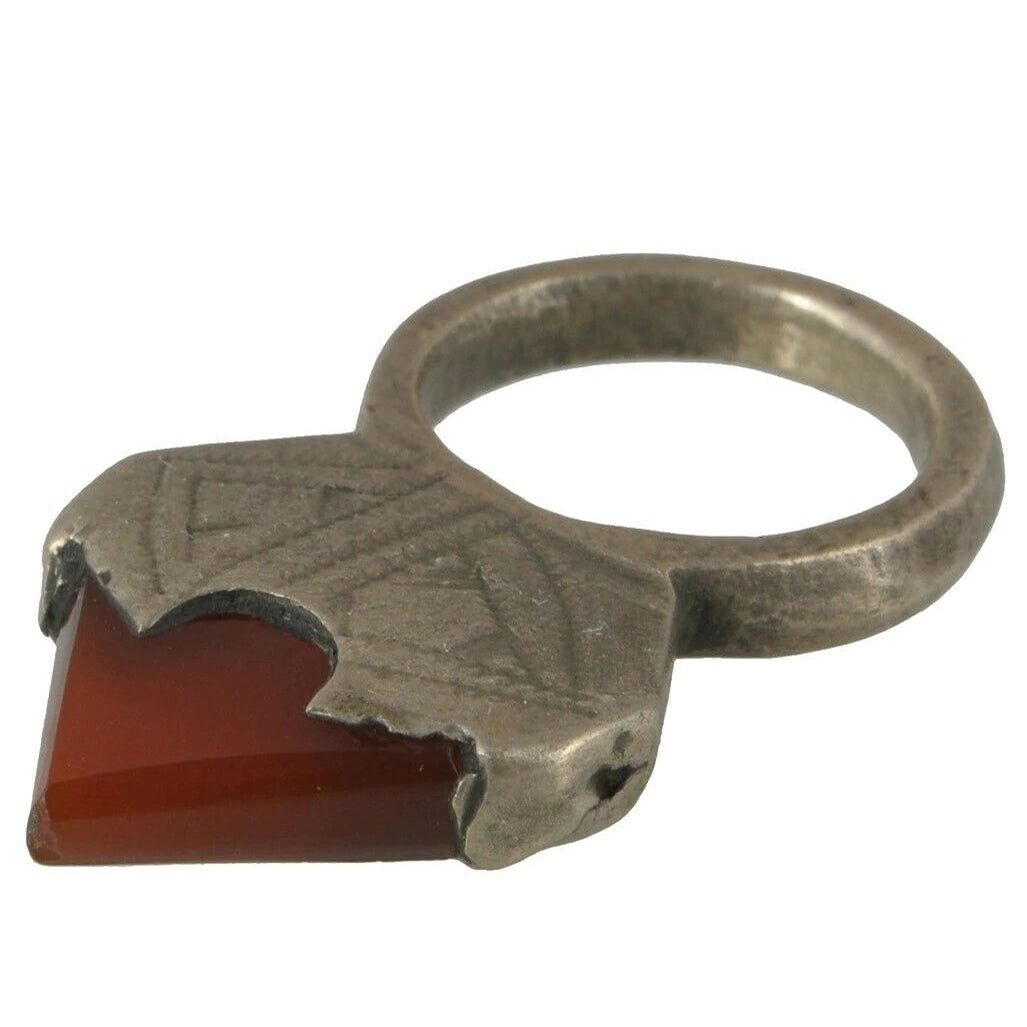 Vintage Tuareg Silver In-Gall Ring with Agate – Sahara Nomadic Jewelry