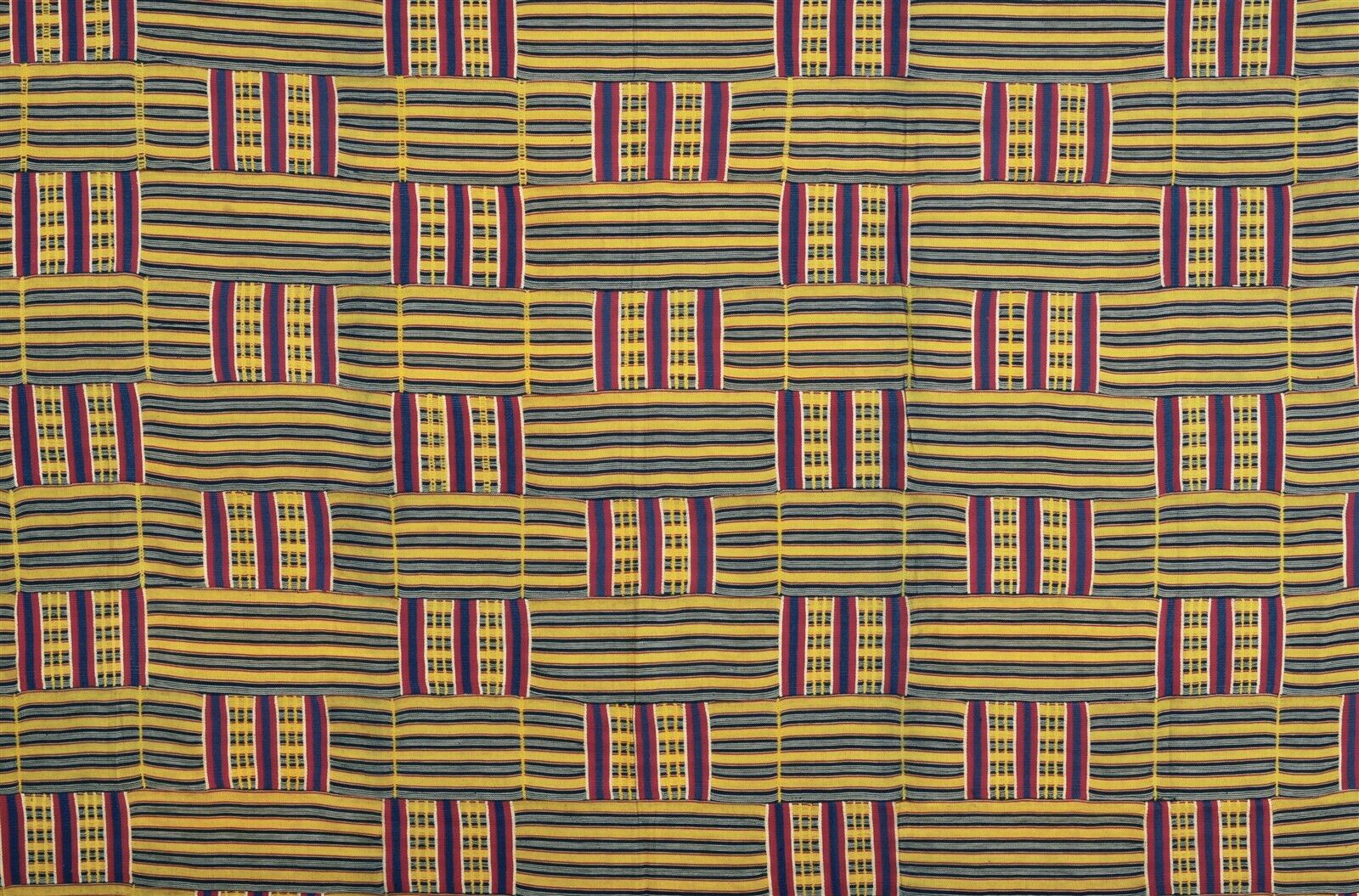 Handwoven Ewe Kente Cloth – 1960s Woman Size 87×53 – Ghana Ewe Kente