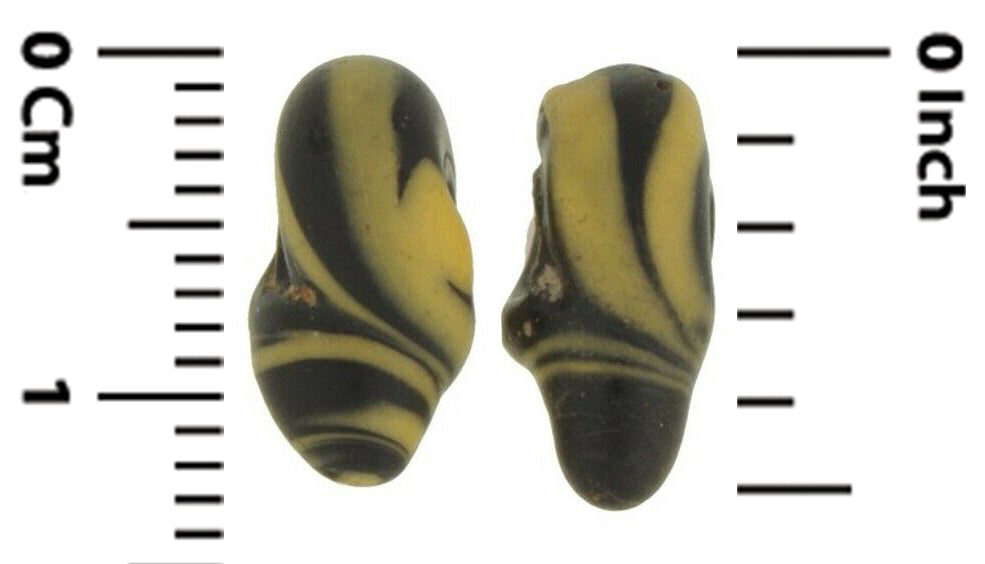Antique Venetian Snail Trail Lampwork Glass Trade Beads - close-up